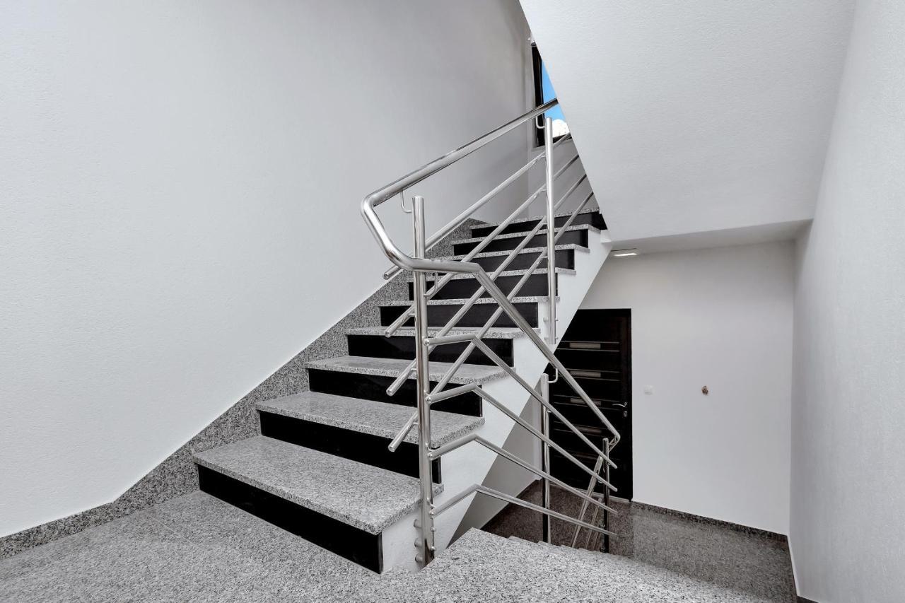 Luxury Apartment Macola Free Beach Parking Makarska Ngoại thất bức ảnh